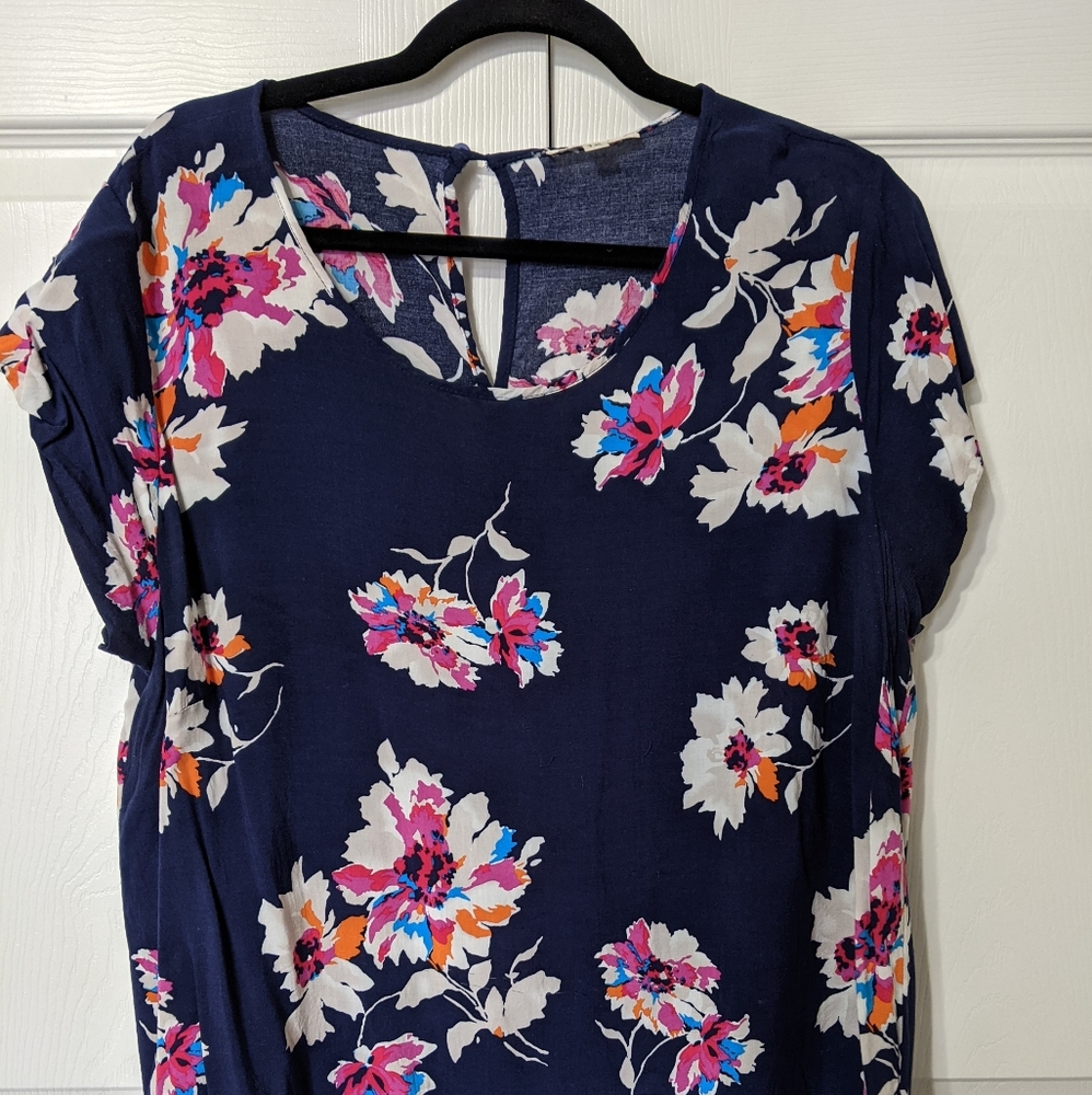 Navy and Floral Blouse - 1X